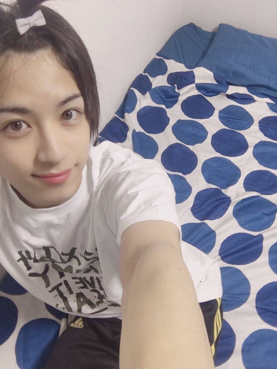 橋本環奈の兄弟構成は3人、双子と7歳上の兄がいる!名前や職業、インスタは公開されていない、画像 有名人の家族 橋本環奈の兄弟構成は3人、双子と7歳上の兄がいる!名前や職業、インスタは公開されていない、画像 有名人の家族